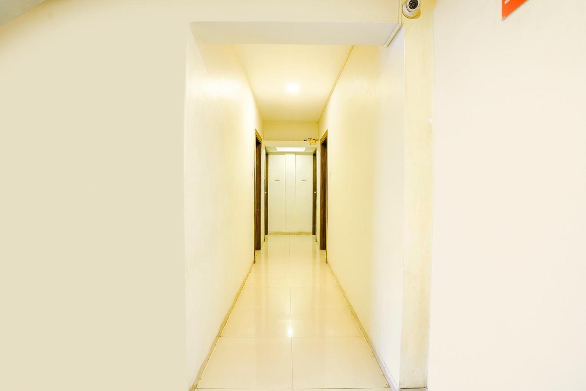 Fabexpress Kuber - Nr Apmc Vashi, Navi Mumbai Hotel Exterior photo
