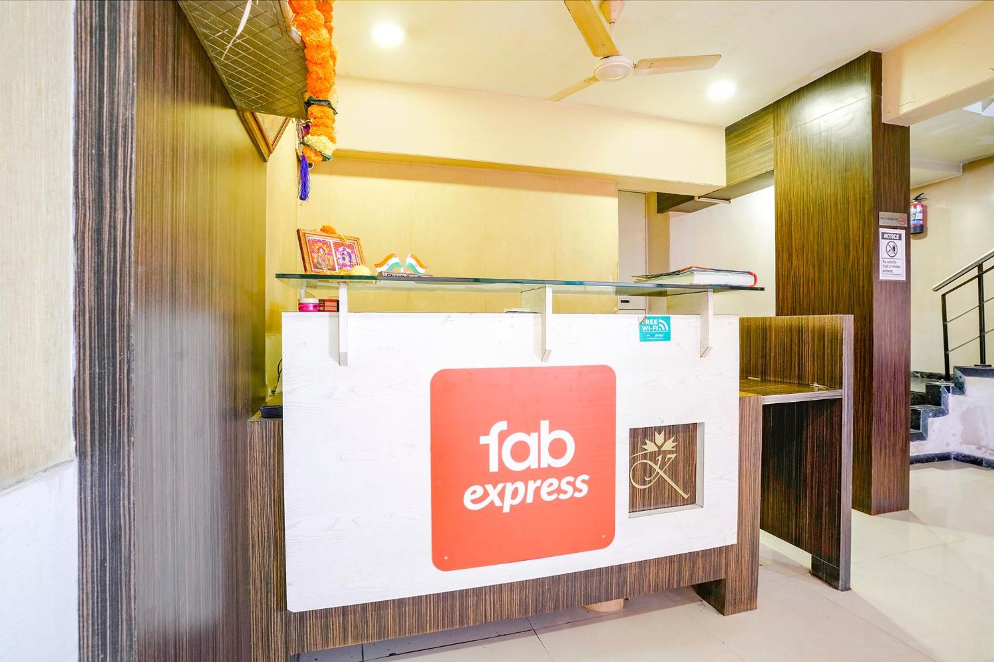 Fabexpress Kuber - Nr Apmc Vashi, Navi Mumbai Hotel Exterior photo